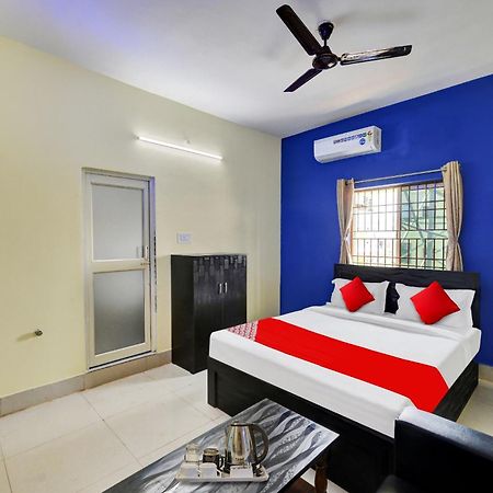 Hotel Oyo Flagship 81058 Royal Regalia Bhubaneswar Exterior foto