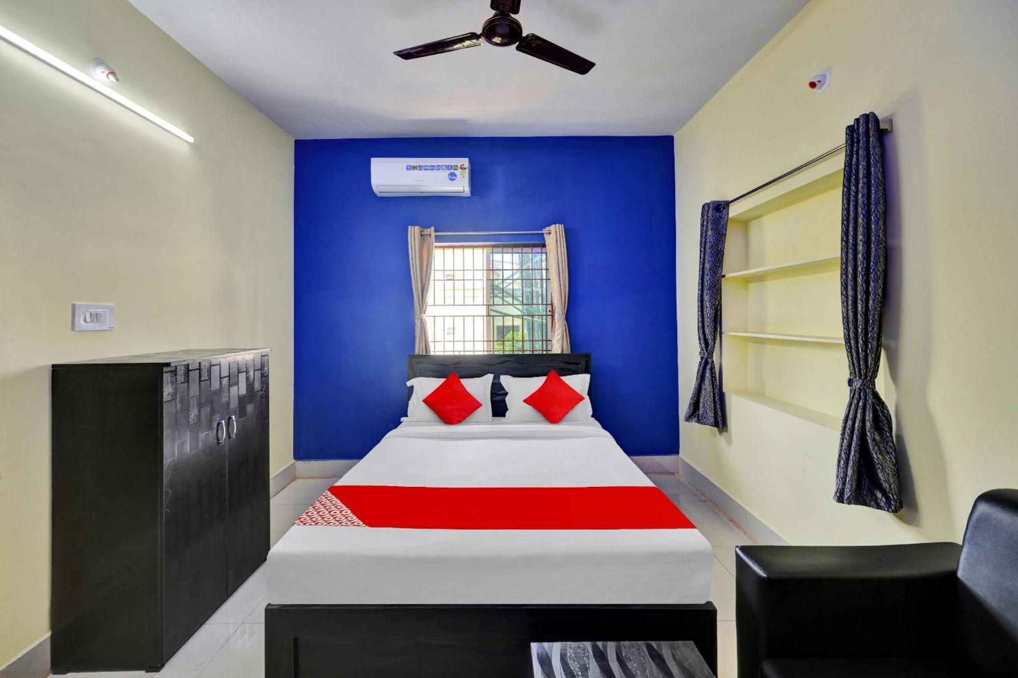Hotel Oyo Flagship 81058 Royal Regalia Bhubaneswar Exterior foto